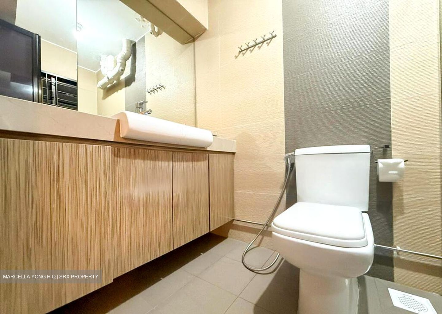 Blk 226C Compassvale Vista (Sengkang), HDB Executive #484327931